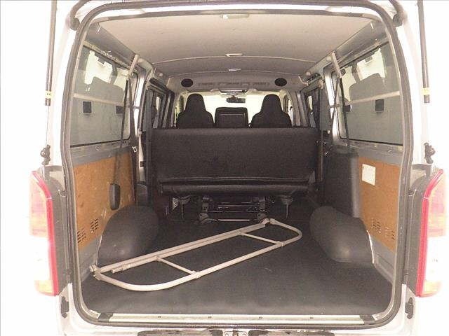 Toyota HIACE VAN 2017 7692997-7
