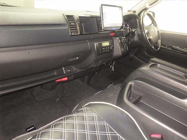 Toyota HIACE VAN 2017 7692998-4