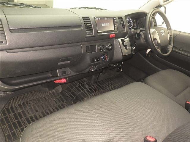 Toyota HIACE VAN 2021 7693000-4