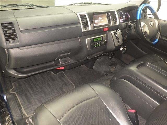 Toyota HIACE VAN 2015 7693002-4