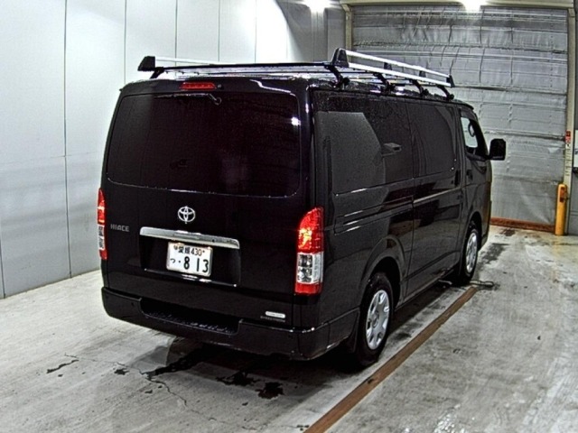 Toyota HIACE VAN 2023 7693038-5