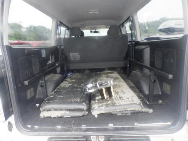 Toyota HIACE VAN 2012 7693040-3