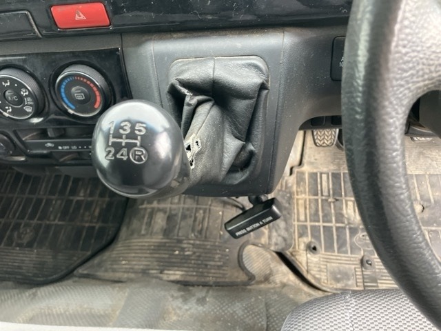 Toyota HIACE VAN 2007 7693045-5