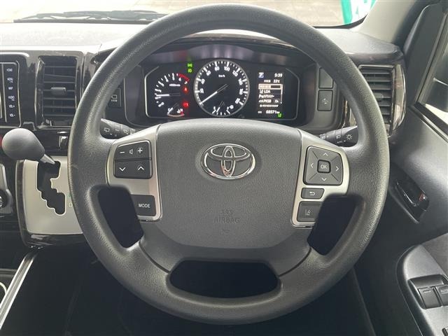 Toyota HIACE WAGON 2022 7693476-18