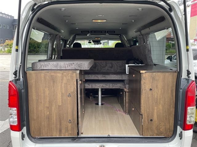 Toyota HIACE WAGON 2022 7693476-6