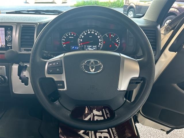 Toyota HIACE WAGON 2016 7693477-2
