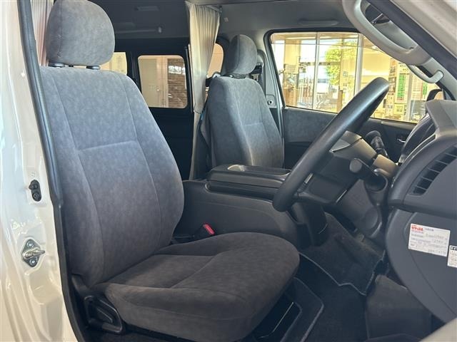 Toyota HIACE WAGON 2016 7693477-21
