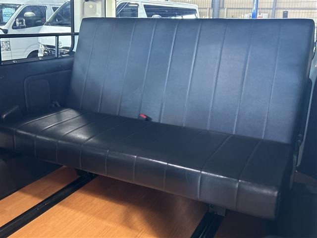 Toyota HIACE WAGON 2016 7693477-9