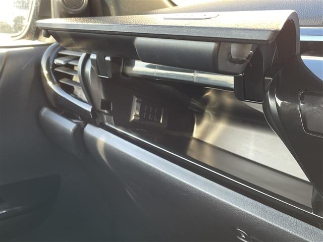 Toyota HILUX 2019 7695403-6