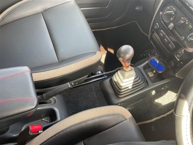 Suzuki JIMNY 2016 7695483-10