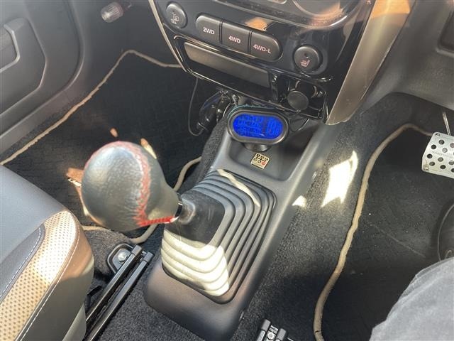 Suzuki JIMNY 2016 7695483-5