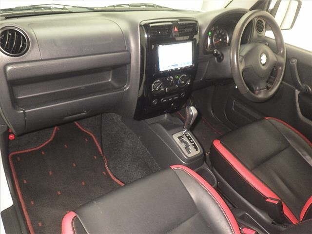 Suzuki JIMNY 2013 7695493-4