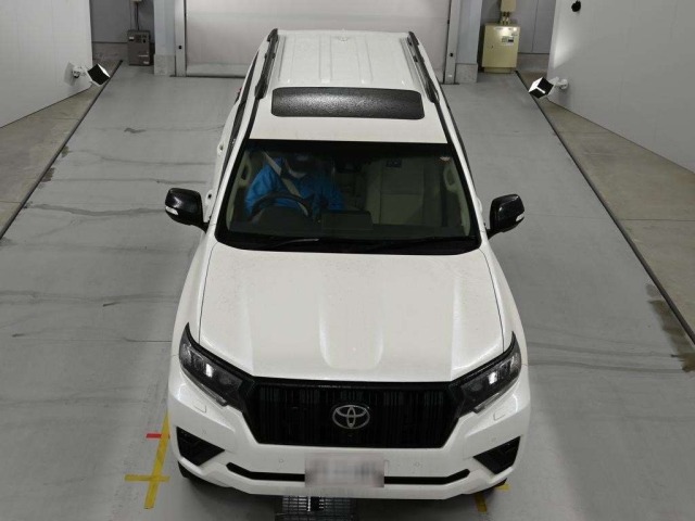 Toyota LAND CRUISER PRADO 2022 7690713-7