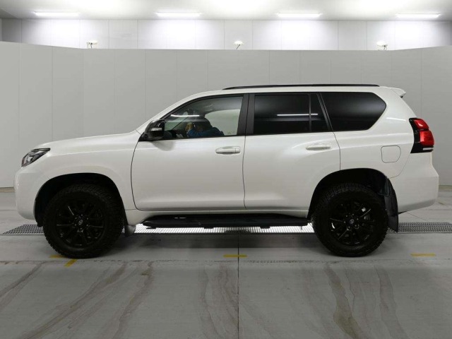 Toyota LAND CRUISER PRADO 2021 7690714-4