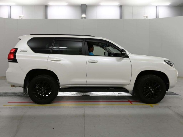 Toyota LAND CRUISER PRADO 2021 7690716-3