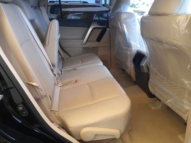 Toyota LAND CRUISER PRADO 2021 7690739-10