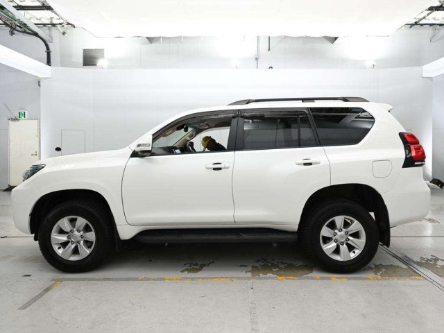 Toyota LAND CRUISER PRADO 2021 7690837-4