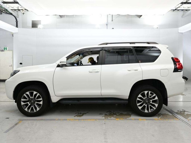 Toyota LAND CRUISER PRADO 2021 7690840-4