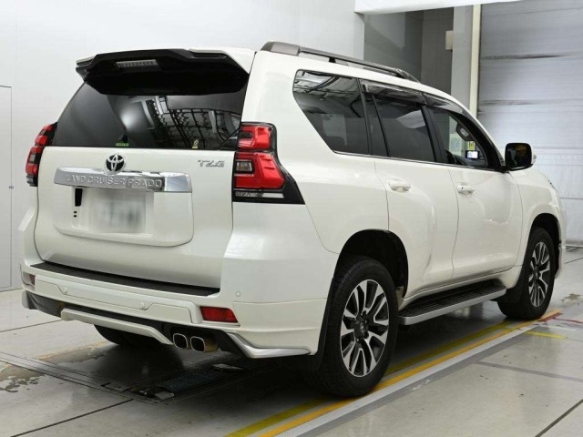 Toyota LAND CRUISER PRADO 2023 7690841-1