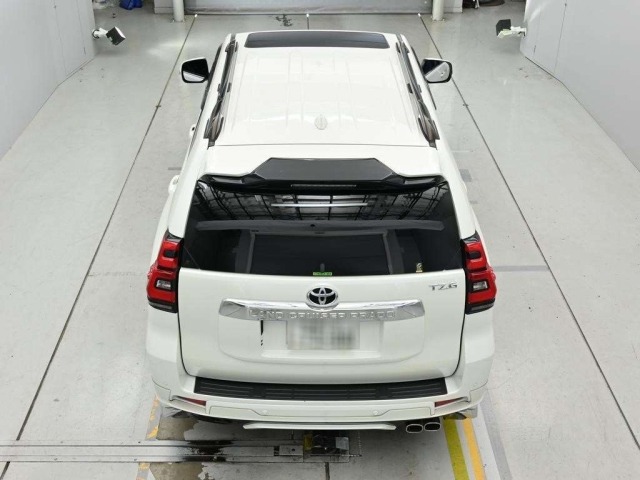 Toyota LAND CRUISER PRADO 2023 7690841-8