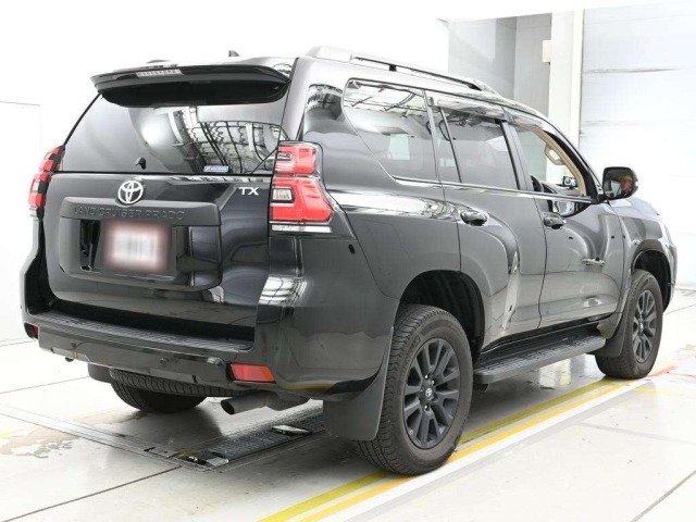 Toyota LAND CRUISER PRADO 2023 7690845-1
