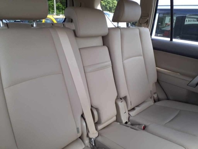Toyota LAND CRUISER PRADO 2023 7690845-11