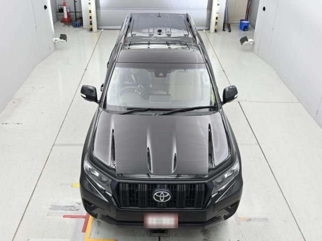 Toyota LAND CRUISER PRADO 2023 7690845-7