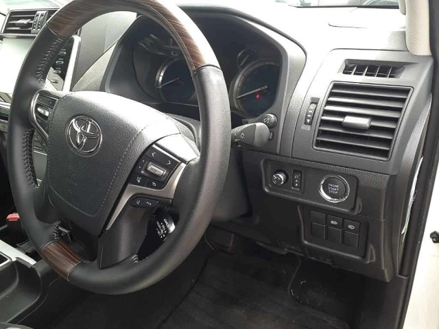 Toyota LAND CRUISER PRADO 2022 7690846-9