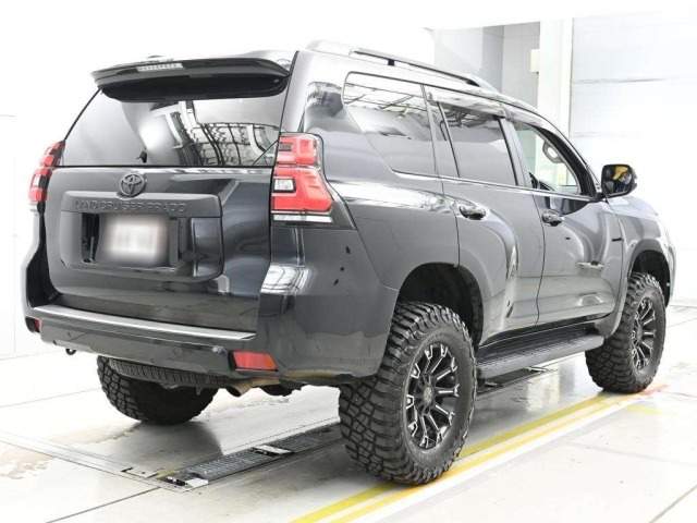 Toyota LAND CRUISER PRADO 2017 7690847-1