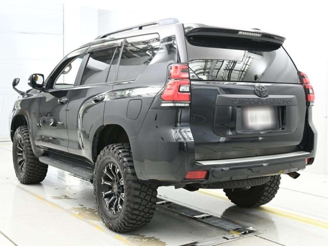 Toyota LAND CRUISER PRADO 2017 7690847-6