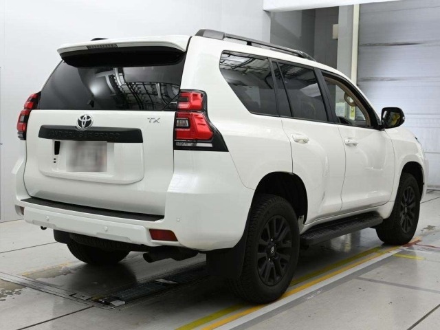 Toyota LAND CRUISER PRADO 2023 7690851-1
