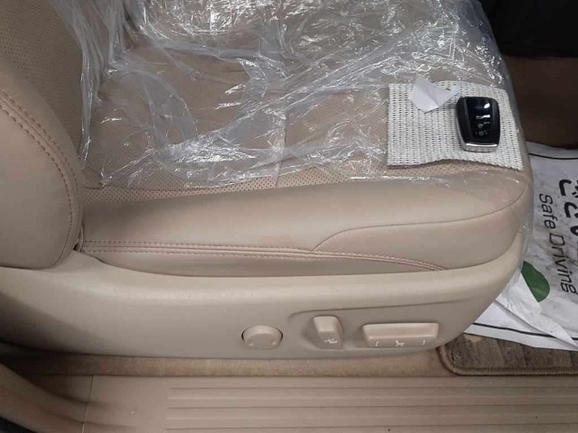 Toyota LAND CRUISER PRADO 2023 7690851-10