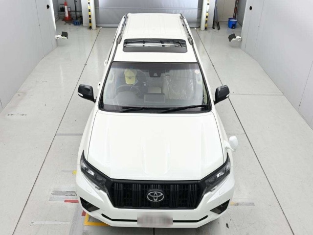 Toyota LAND CRUISER PRADO 2023 7690851-7