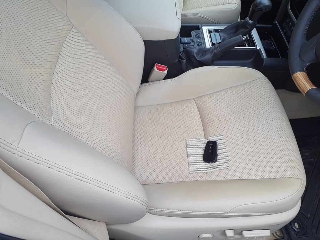 Toyota LAND CRUISER PRADO 2022 7690852-10