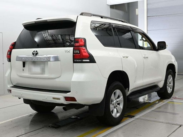 Toyota LAND CRUISER PRADO 2023 7690861-1