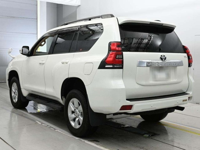 Toyota LAND CRUISER PRADO 2023 7690861-6