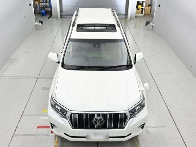 Toyota LAND CRUISER PRADO 2023 7690861-7