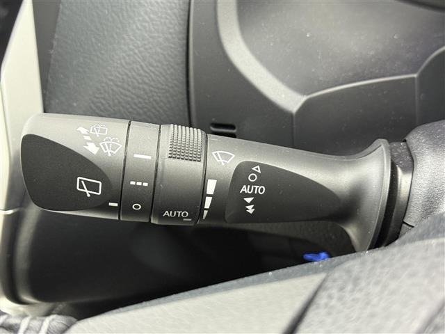 Toyota LAND CRUISER PRADO 2023 7690893-1