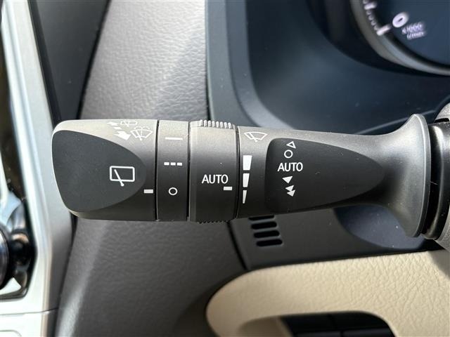 Toyota LAND CRUISER PRADO 2023 7691199-7