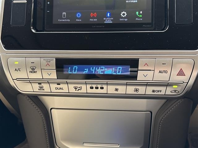 Toyota LAND CRUISER PRADO 2023 7691368-11