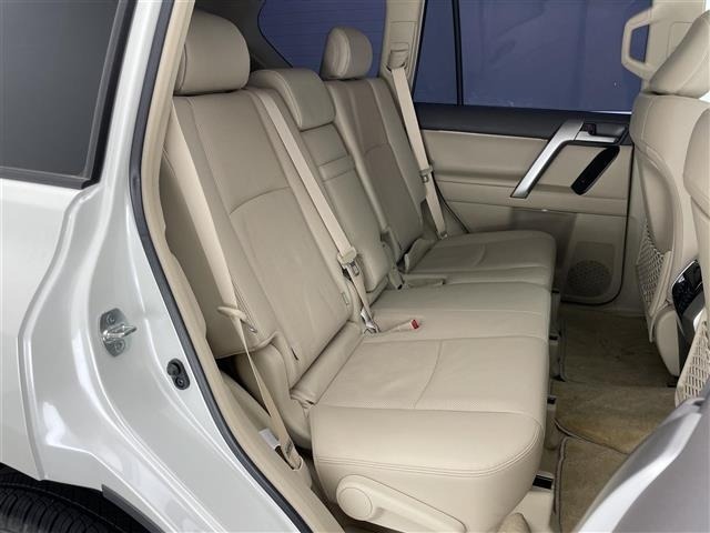 Toyota LAND CRUISER PRADO 2023 7691379-4