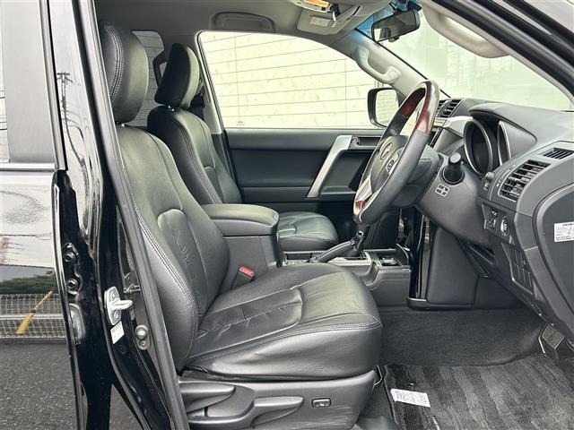 Toyota LAND CRUISER PRADO 2017 7691469-10