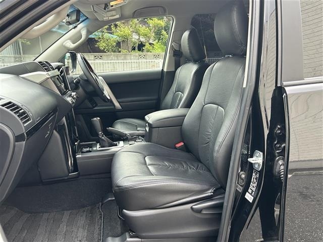 Toyota LAND CRUISER PRADO 2017 7691469-7