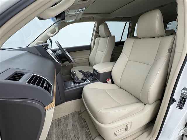Toyota LAND CRUISER PRADO 2023 7691534-6