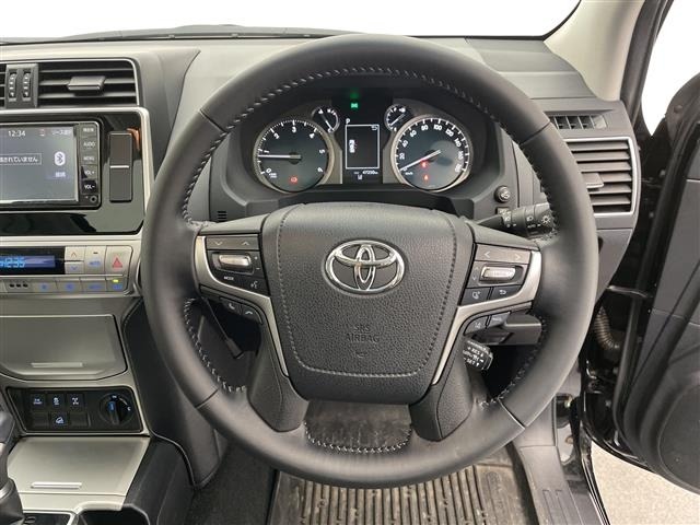 Toyota LAND CRUISER PRADO 2023 7691570-7