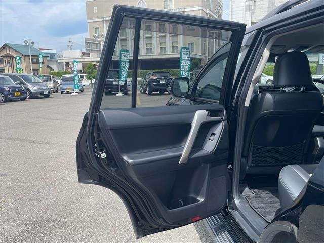 Toyota LAND CRUISER PRADO 2019 7691628-4