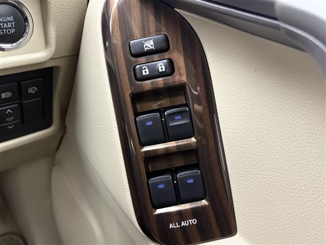 Toyota LAND CRUISER PRADO 2023 7691629-22