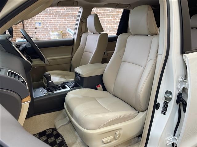 Toyota LAND CRUISER PRADO 2023 7691638-6