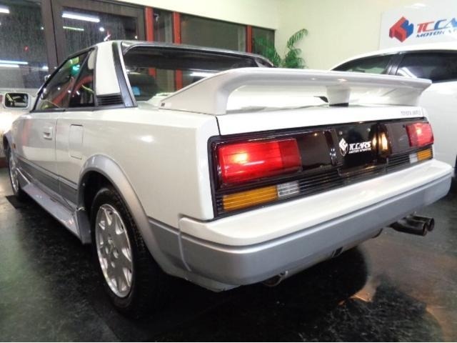 Toyota MR2 1988 7690324-32
