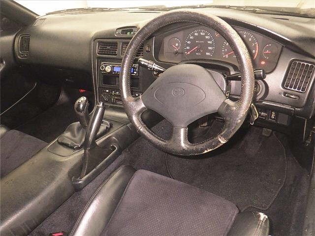 Toyota MR2 1990 7690325-3
